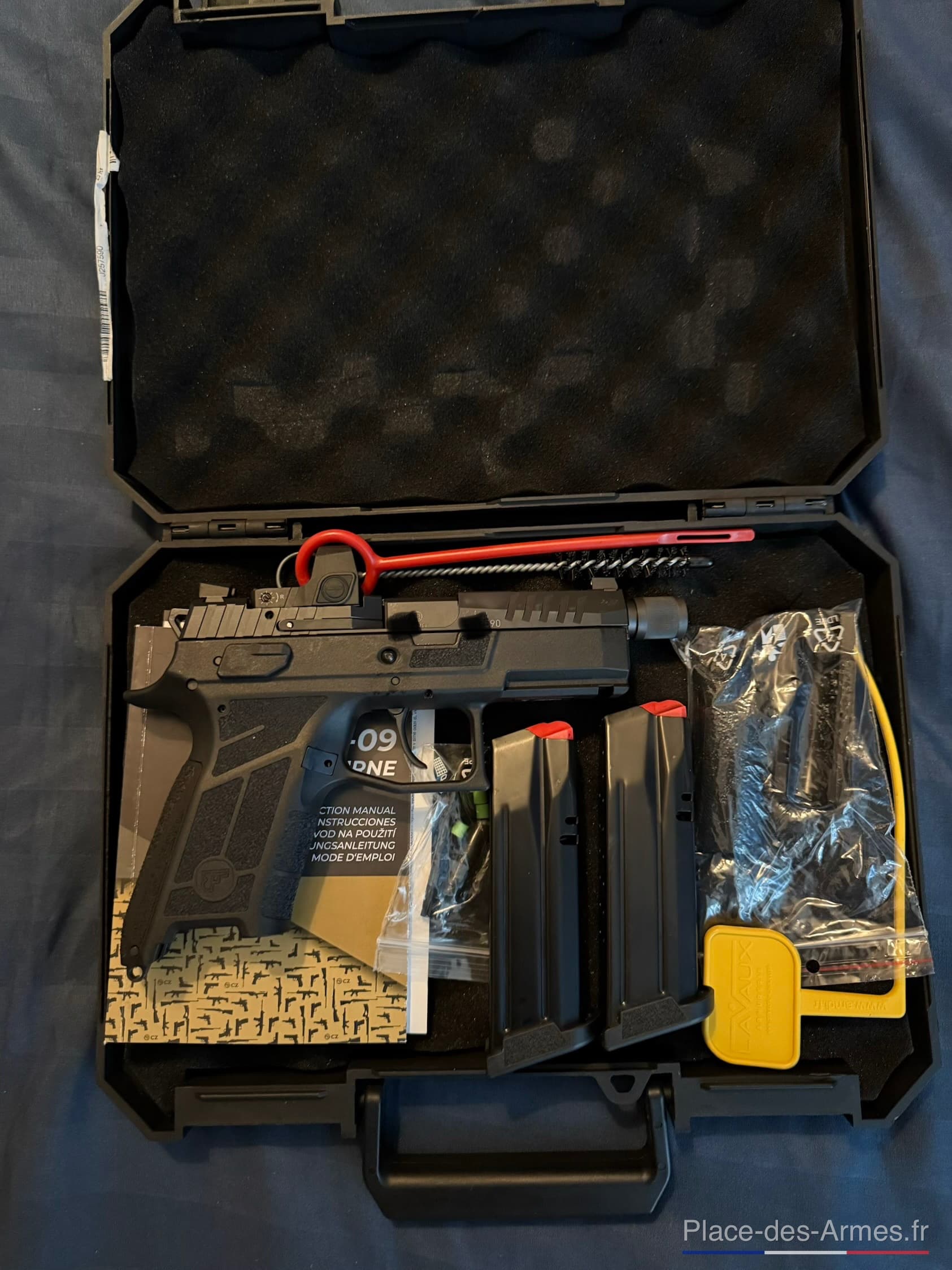 CZ P-09 C Nocturne fileté 