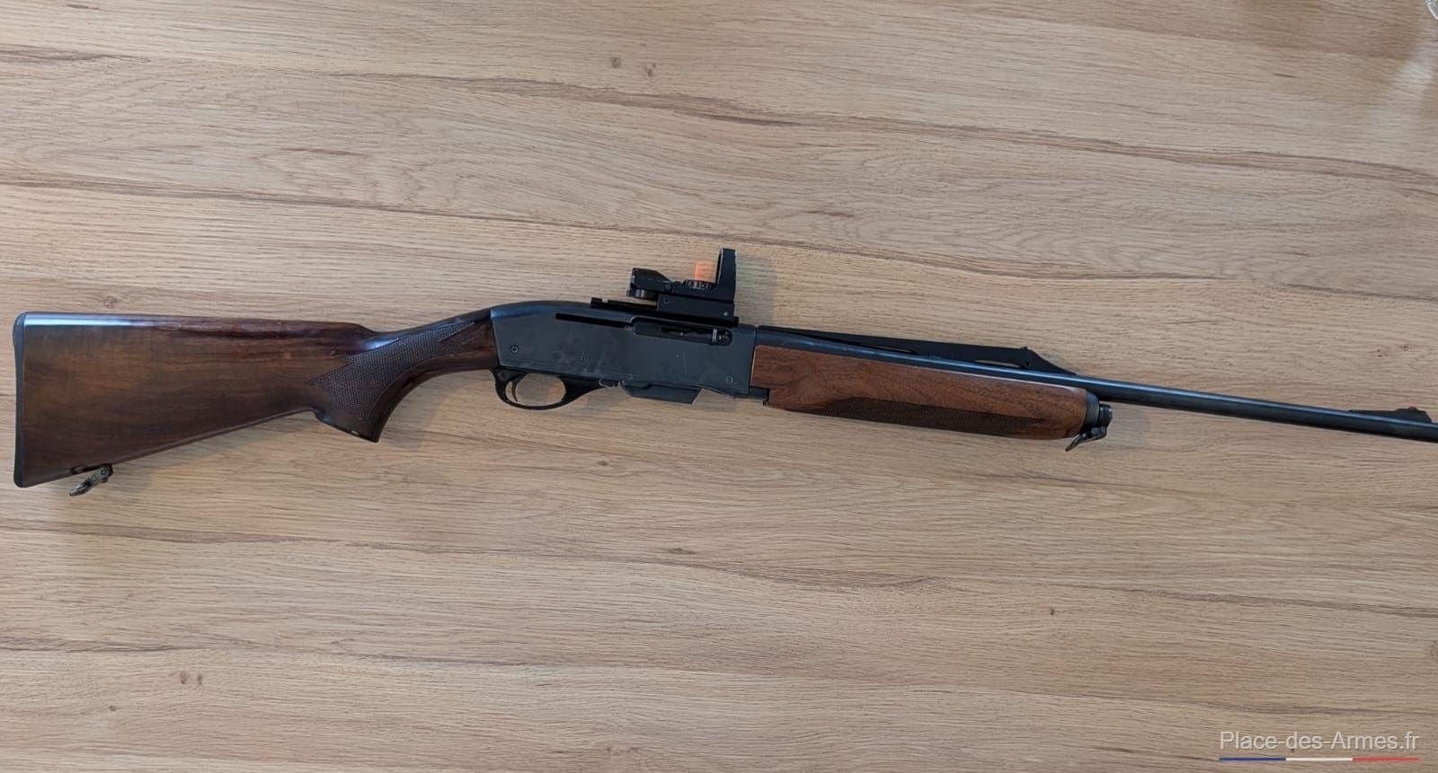 Carabine Remington 280, modele 7400 avec point rouge