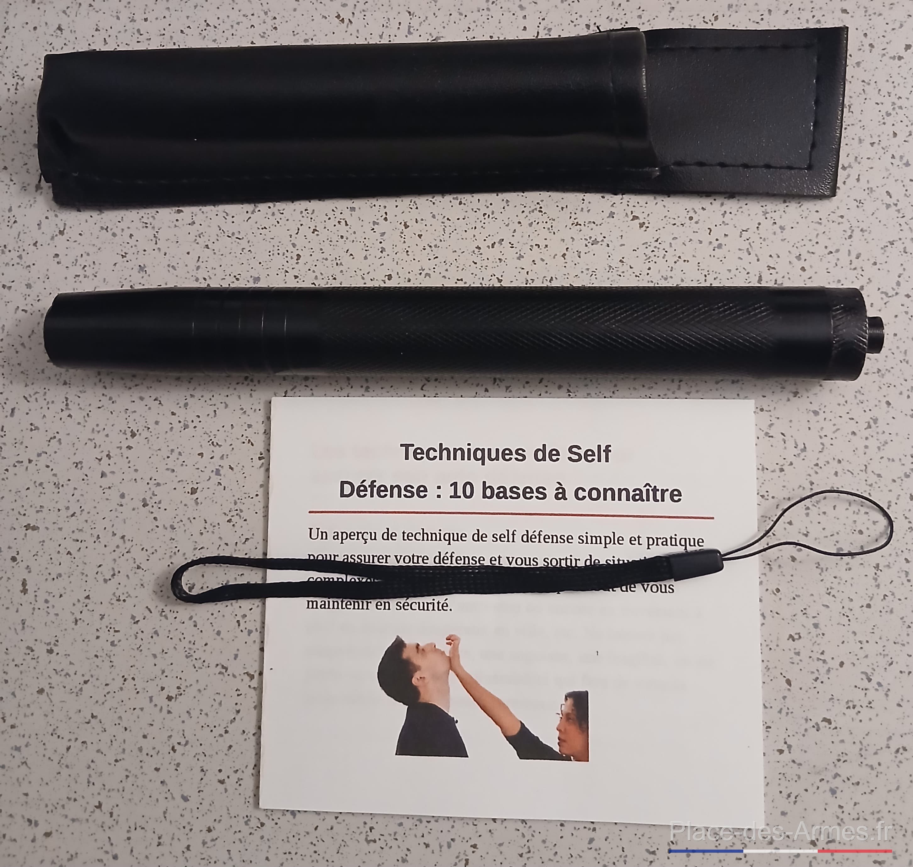 Matraque Télescopique + étui de rangement + dragonne +  livret :« Les Techniques de Self Défense »